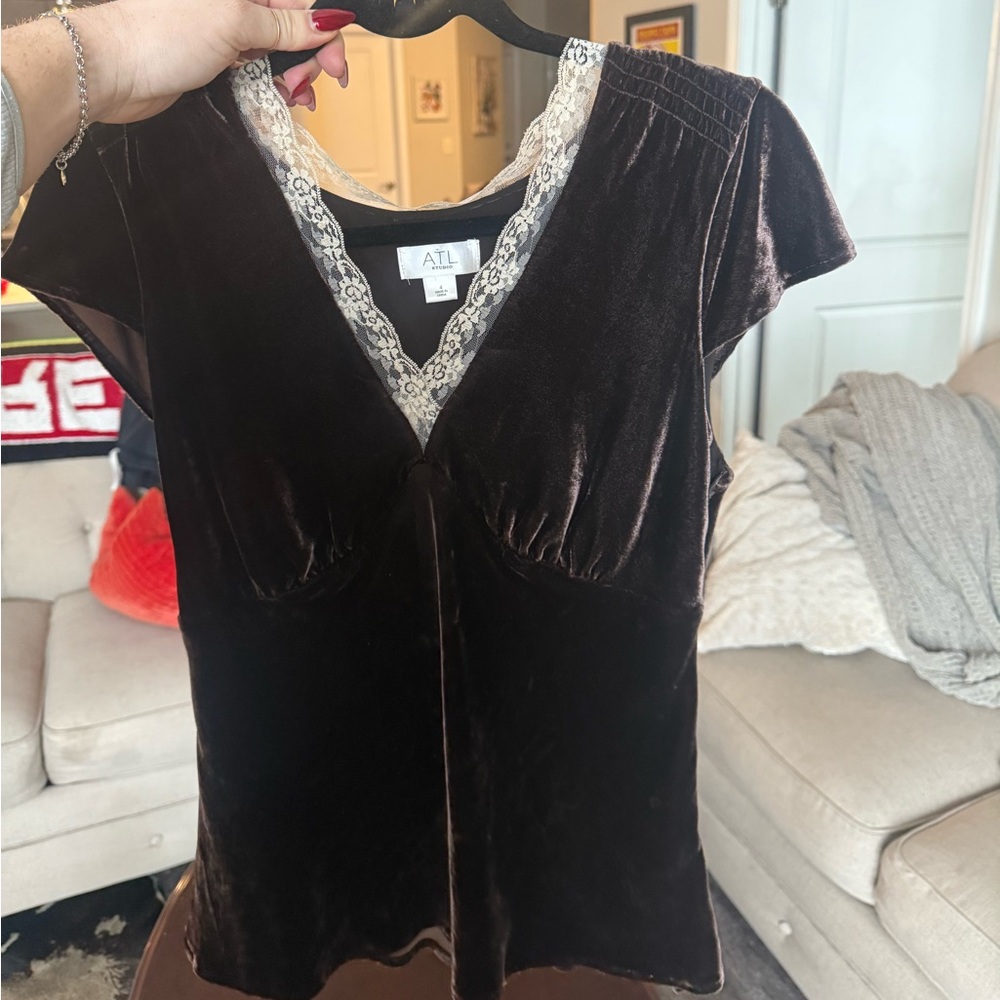ATL Velvet Top